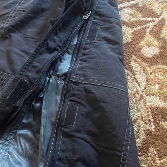 Karbon waterproof insulated ski pants with adjustable and removable suspenders - Picture 6 of 8